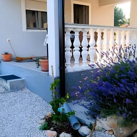 New! Ariela 150m From The Beach, Island * Vir