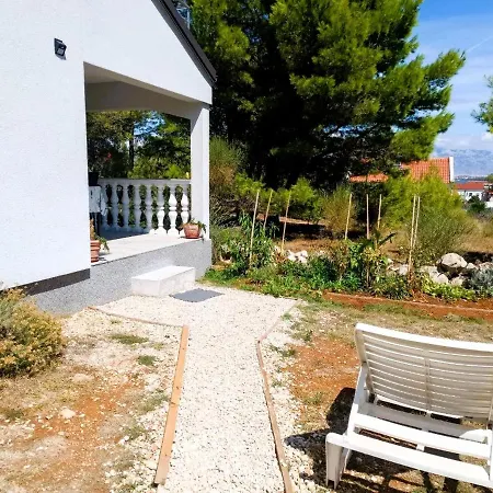 Apartment New! Ariela 150m From The Beach, Island