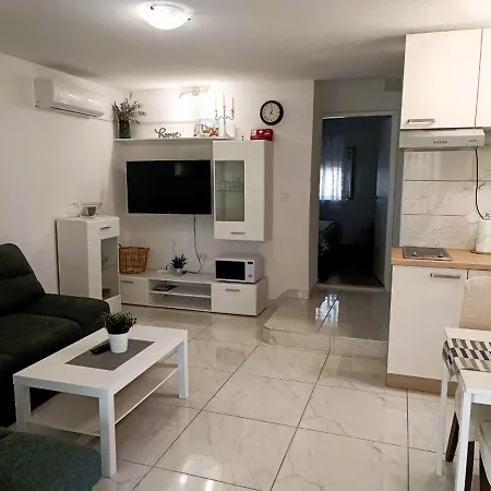 Apartment New! Ariela 150m From The Beach, Island *