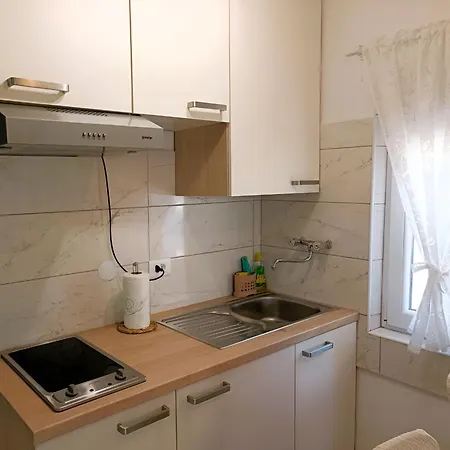New! Ariela 150m From The Beach, Island Apartment
